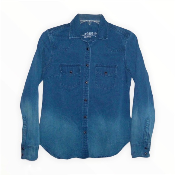 GAP Tops - GAP 1969 Dark Denim Ombre Western Snap Shirt, XS